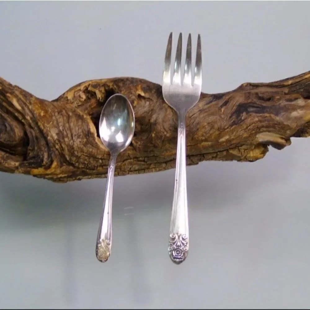 1954 Melody Pattern International Silver Vintage Silverplate Spoon Fork